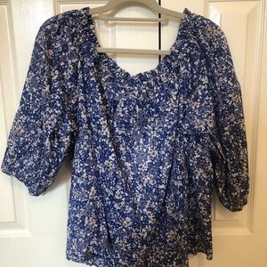 Matilda Jane Woman’s Good Hart blue & white floral blouse, BNWT, Size Large